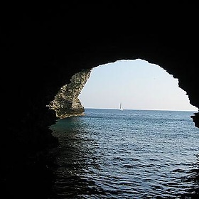 Cave - Bonifacio Corsica - tiarescott
